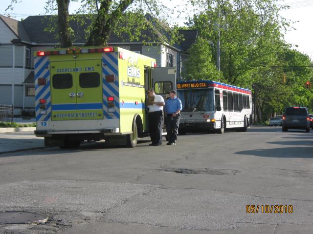 Accident_on_Jefferson_001.JPG